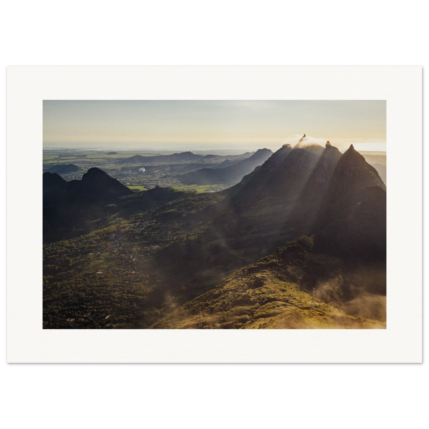 Hilltops Le Pouce