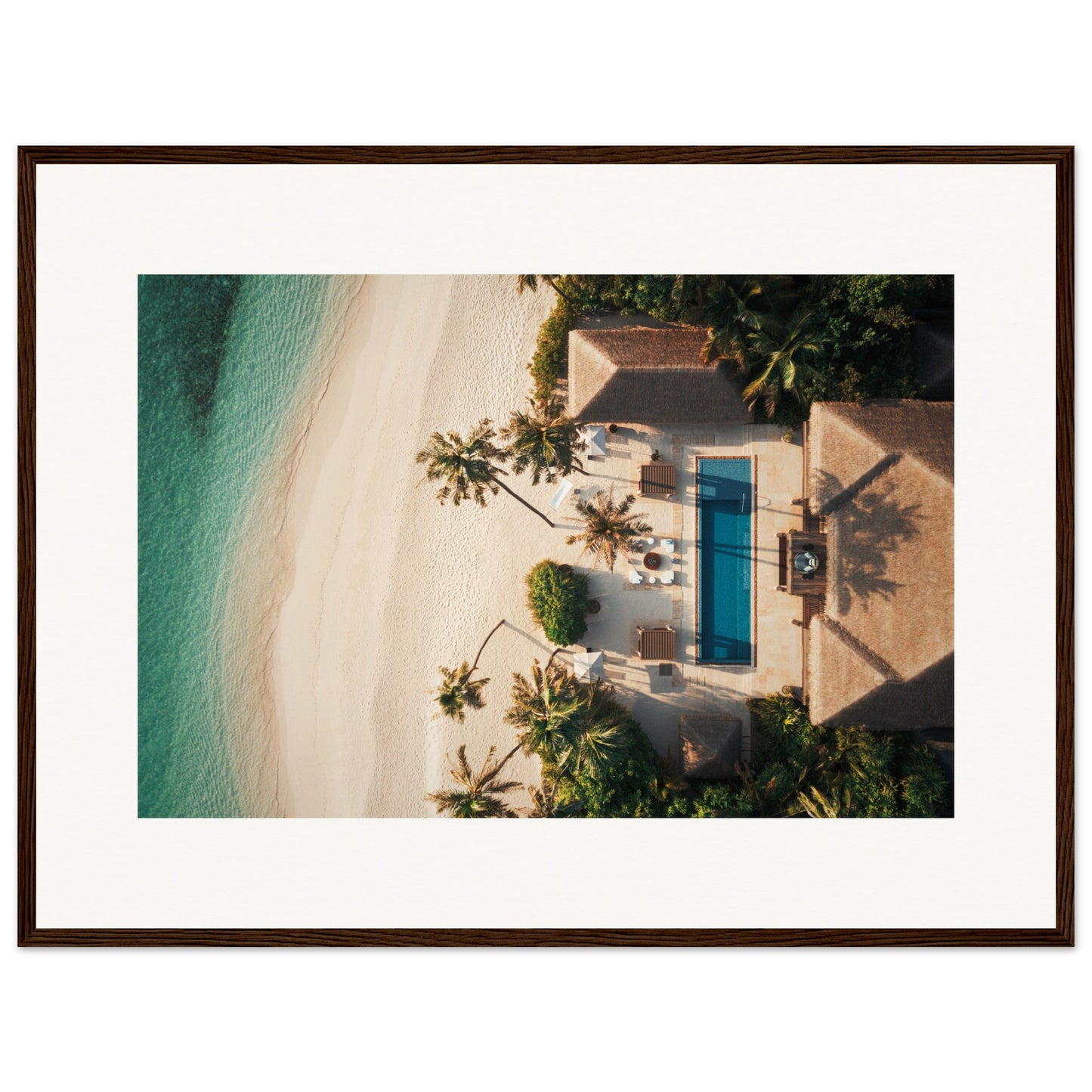 Pool & Beach